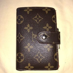 LOUIS VUITTON WALLET